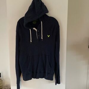 AMERICAN EAGLE OUTFITTERS classic fit waffle hoodie long-sleeve tee M